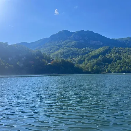 Lagum Hébergement de vacances Rudo